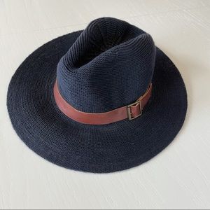 Goorin Bros Wide Brim Fedora in Navy
